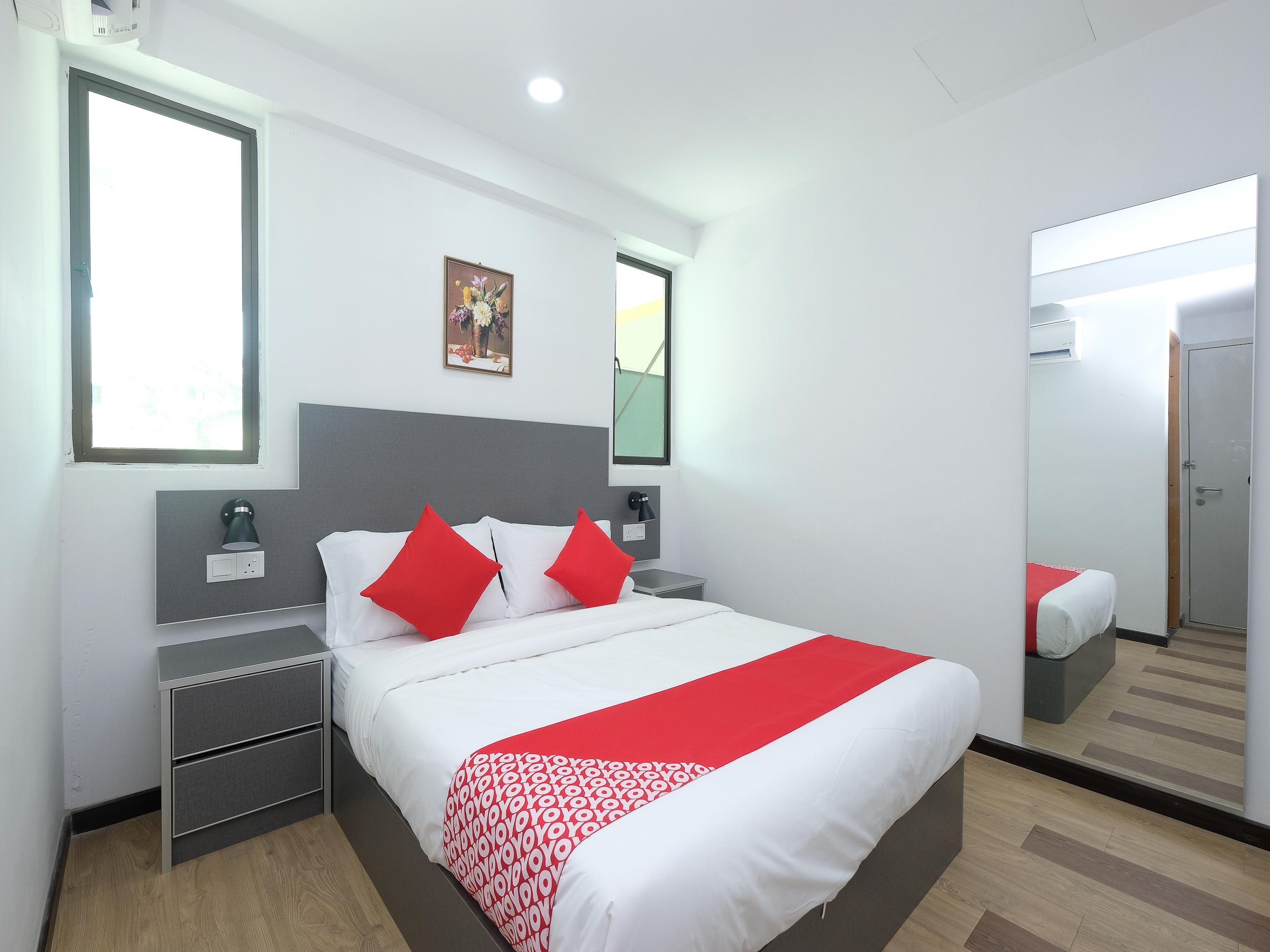 Oyo 44043 First Garden Hotel Kuantan Exterior photo