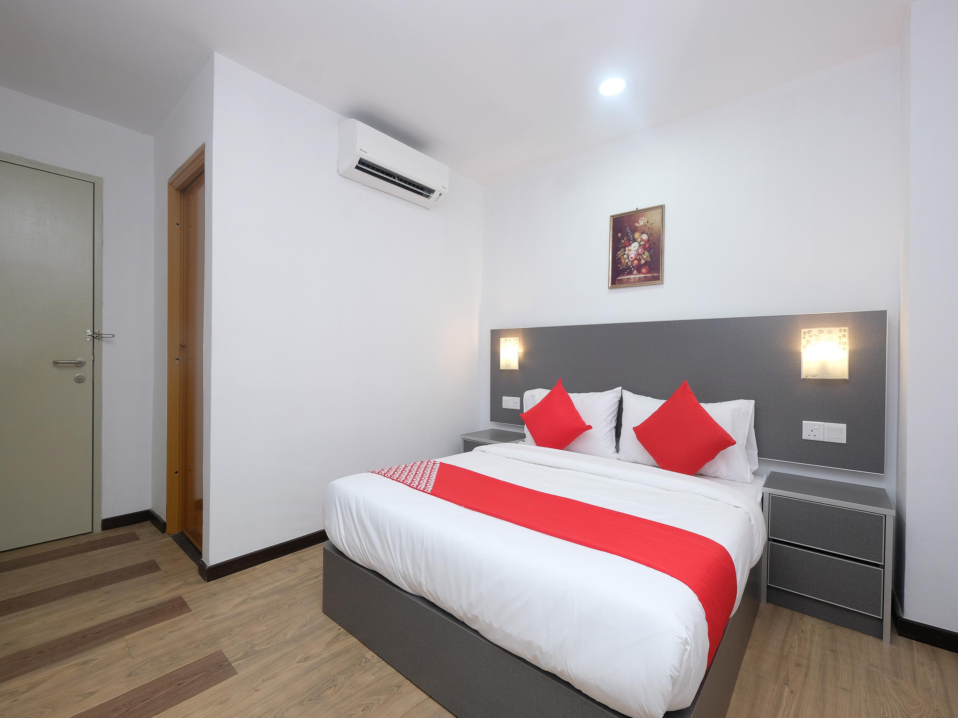 Oyo 44043 First Garden Hotel Kuantan Exterior photo