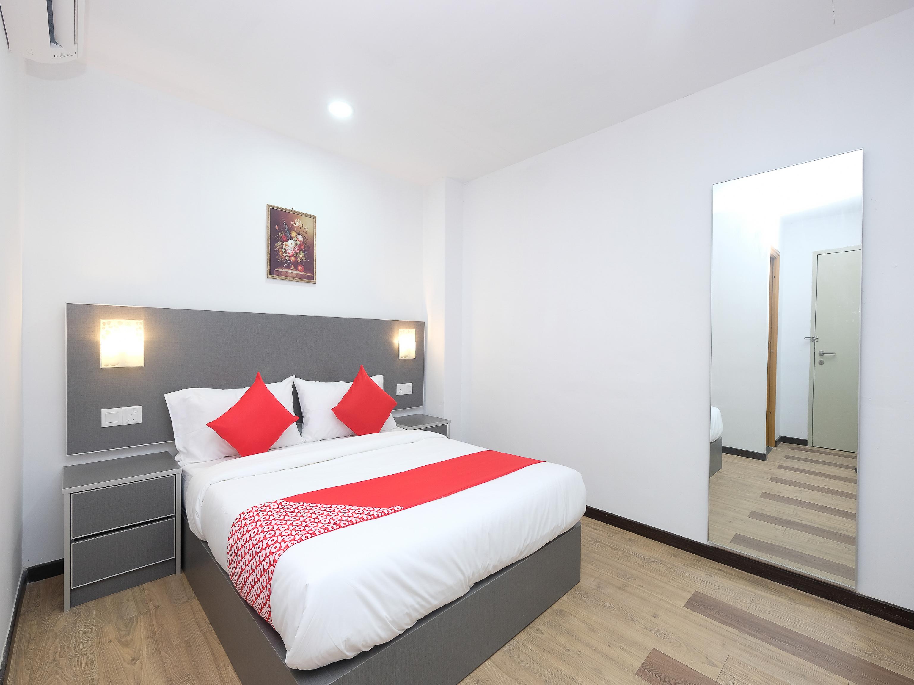 Oyo 44043 First Garden Hotel Kuantan Exterior photo